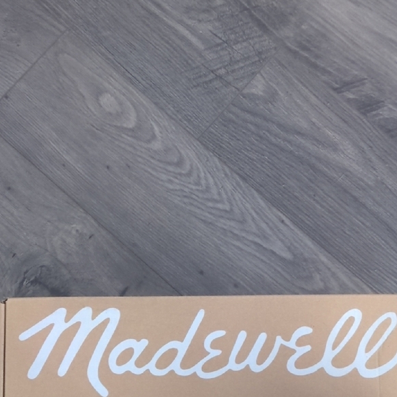 Madewell Tan Ankle Suede Boots Sleek Design - Picture 4 of 13